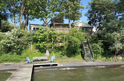 Romulus House | Family fun, wine tours and beautiful sunsets