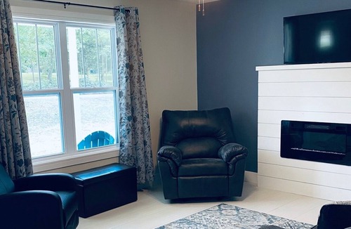 Hatfield Cottage | Family Get-Away, Sleeps 12, Direct ATV Access
