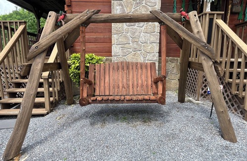 Gatlinburg Cabin | Family Getaway-2 King Beds-5 Star Cabin Near Dolly-Bear Sightings- Amazing View