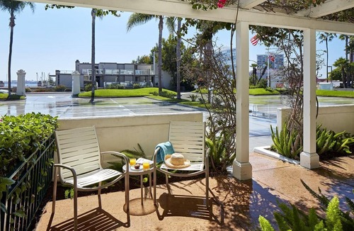 Coronado Hotel | Family Getaway! 3 Modern Units | 4 mi to San Diego Zoo | Pool Access