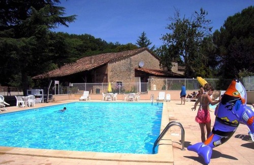 Gavaudun Villa | Family Getaway in Dordogne
