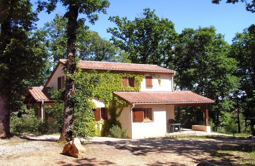 Gavaudun Villa | Family Getaway in Dordogne