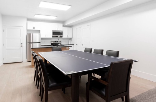 Farmington House | Family Getaway Near Lagoon & Station Park, Basement Stay