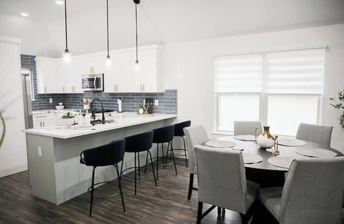 McKinney House | Family Getaway ~Renovated 3BR Home+ Private Pool Close to Airport, DT, & F1