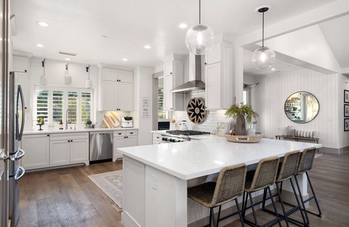 Loomis House | Family Getaway w/Pool, Hot Tub, Gym, Fire pit & BBQ
