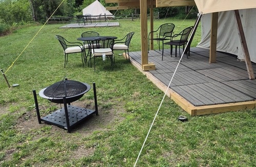 Douglas County RV Rental | Family Glamping Tent in Relaxing Campground in West Omaha
