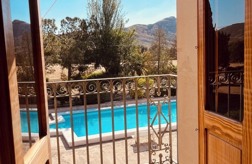 Las Virtudes House | Family-group-pet-friendly finca with unique pool & pine trees