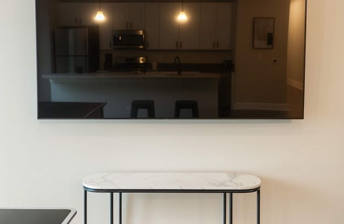 Glen Iris Apartment | Family & Group Retreat|3 Queens Beds Pool Table 11