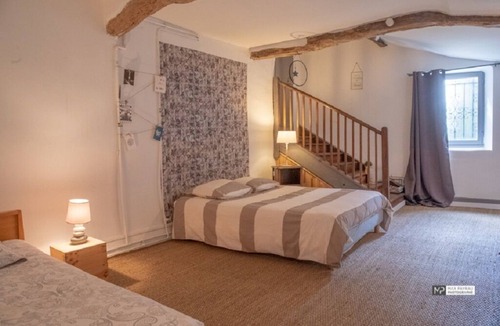 Villeneuve-de-Riviere House | Family Guest House 2