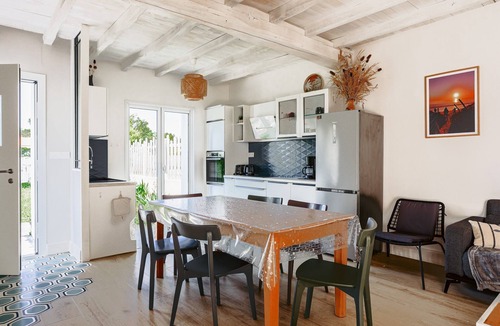 Le Grand-Village-Plage House | Family House at Grand-Village-Plage with 3 Bedrooms, Wi-Fi, and Washing Machine - 6 People