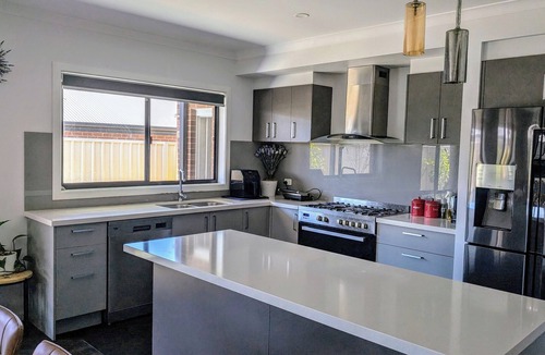 Wodonga House | Family Hideaway Wodonga