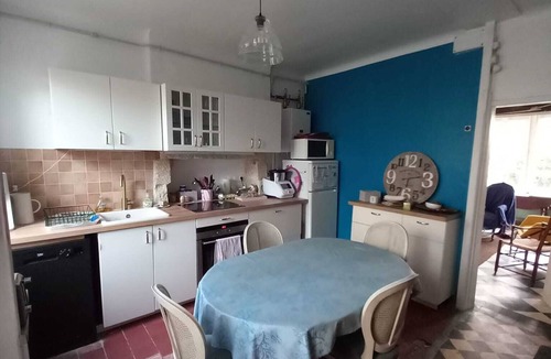 Arromanches-les-Bains House | Family home near beach and shops