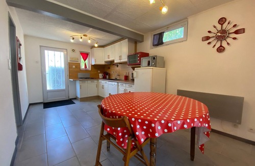Saint-Brevin-l'Ocean House | Family home in Saint-Brevin, 20 min to beach, pets allowed