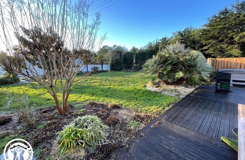 Saint-Hilaire-de-Riez Cottage | Family Home 700m from Beach, Spa, Pets Allowed