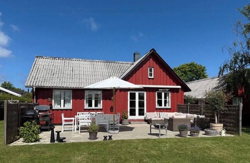 Holloselund House | Family holiday home near Tisvilde with shelter