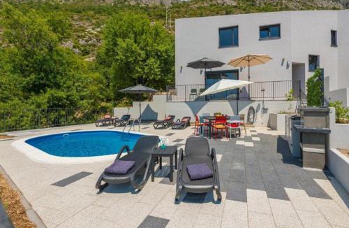 Mlini Apartment | Family Holiday Home Nest
