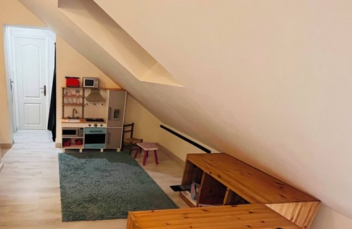 Boutigny-sur-Essonne House | Family home - Garden, BBQ & quiet near Paris