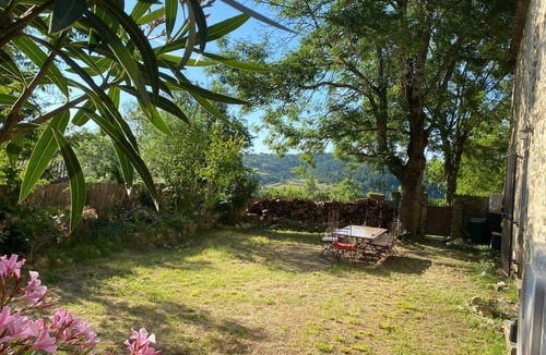 Saint-Andeol-de-Berg House | Family home with enclosed garden in the heart of a small Ardéchois village.