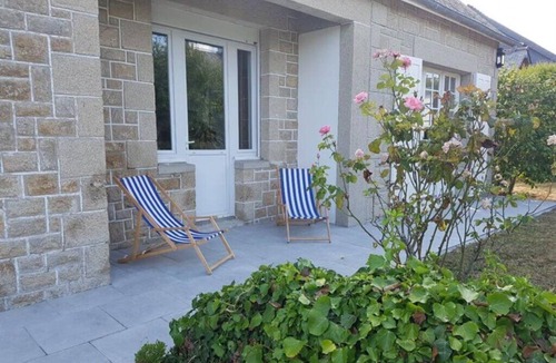 Lancieux Villa | Family home 200 metres from the sea