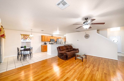 Temple House | Family Home 4BR w/Bonus Room – Walk to Park