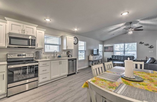 Little Rock House | Family Home ~ 5 Mi to Downtown Little Rock!