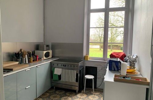 Bussus-Bussuel House | Family home