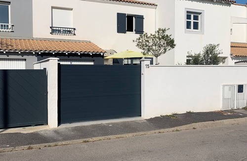 Lattes House | Family home