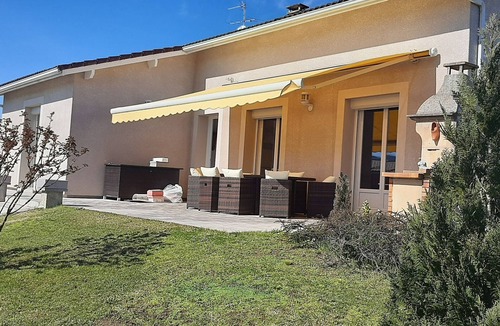 Pointis-de-Riviere House | Family home, view of the Pyrenees