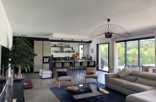 Assas House | Family home in Assas