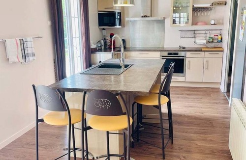 Donnery House | Family home in the countryside near Orleans