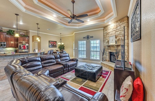 Killeen House | Family Home Near Ft Hood & Killeen: Patio & Grill!