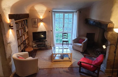 Banne Other | Family home on 10ha
