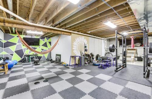Summit Station House | Family Home on 9 Acres! Climbing Wall & Gym