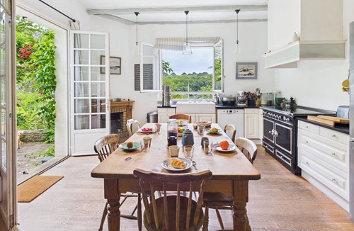 Nevez House | Family home on the Aven