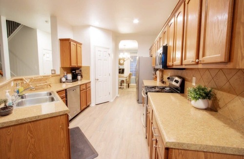 San Antonio House | Family Home ~Pool ~SeaWorld Nat'l Shooting Complex