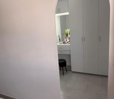 Cunit Ski Chalet | Family Home Right Next to the Beach
