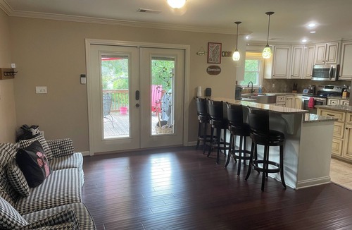 Tuscaloosa House | Family Home, Two Miles From Campus, Three Miles From Bryant-Denny Stadium