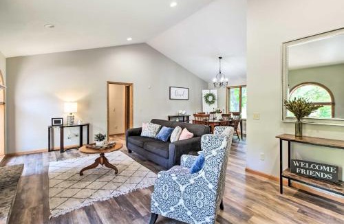 Janesville House | Family Home w/Deck, Yard, Dock on Rock River