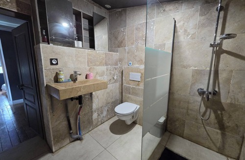 Maisdon-sur-Sevre House | Family home with jacuzzi