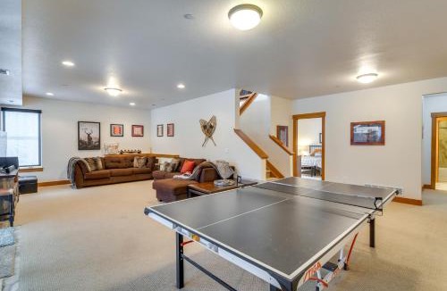 Rendezvous House | Family Home w/Hot Tub: 6 Mi to Winter Park Resort