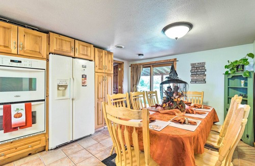 Elwood House | Family Home w/Hot Tub - Walk to Johnson Lake!