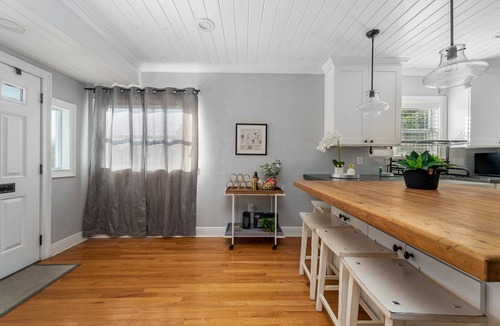 College Park House | Family home w/outdoor kitchen & pet-friendly