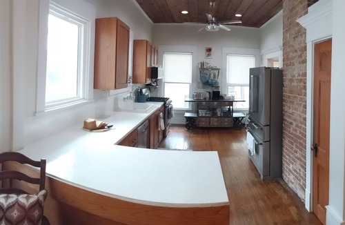 Waco House | Family home with fenced yard 6 minutes to the Silos