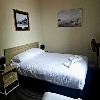 Bathurst Hotel | Family Hotel