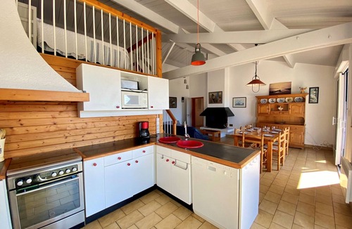 Bretignolles-sur-Mer House | Family house 400m from the beach with 100m² terrace, pets allowed, garage and garden