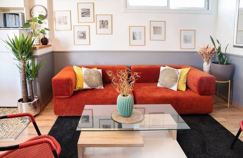 Villejuif Apartment | Family House 10 pers, parking – métro line 7