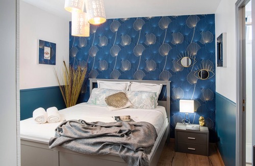 Villejuif Apartment | Family House 10 pers, parking – métro line 7