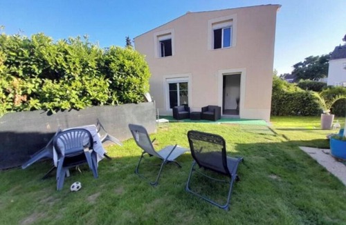 Beauvais House | Family House