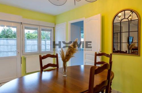 Caudry Apartment | Family House
