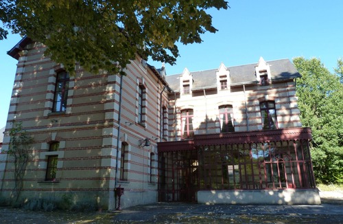 Noyant-de-Touraine Villa | Family house with 6 rooms